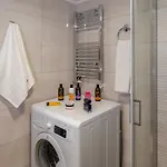 Tailor Made, 3-bedroom In Chania * Hriszí Aktí Haniá